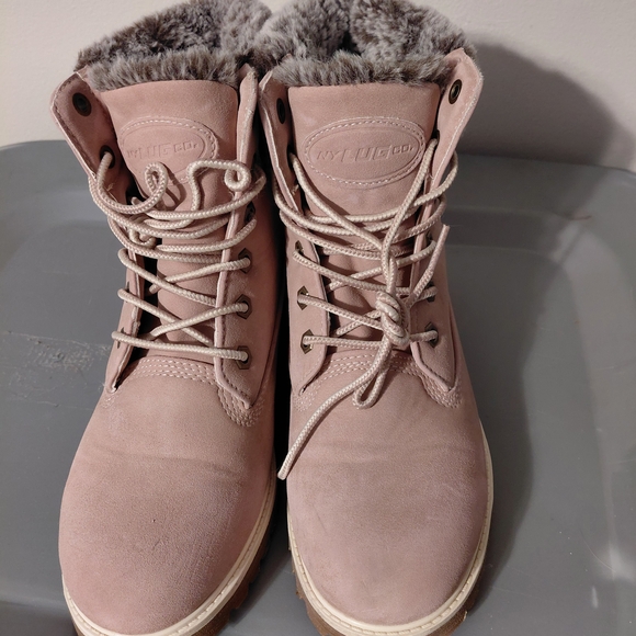 Lugz Women's Size 8 Soft Pink Fur-Trimmed Boots - Picture 2 of 4